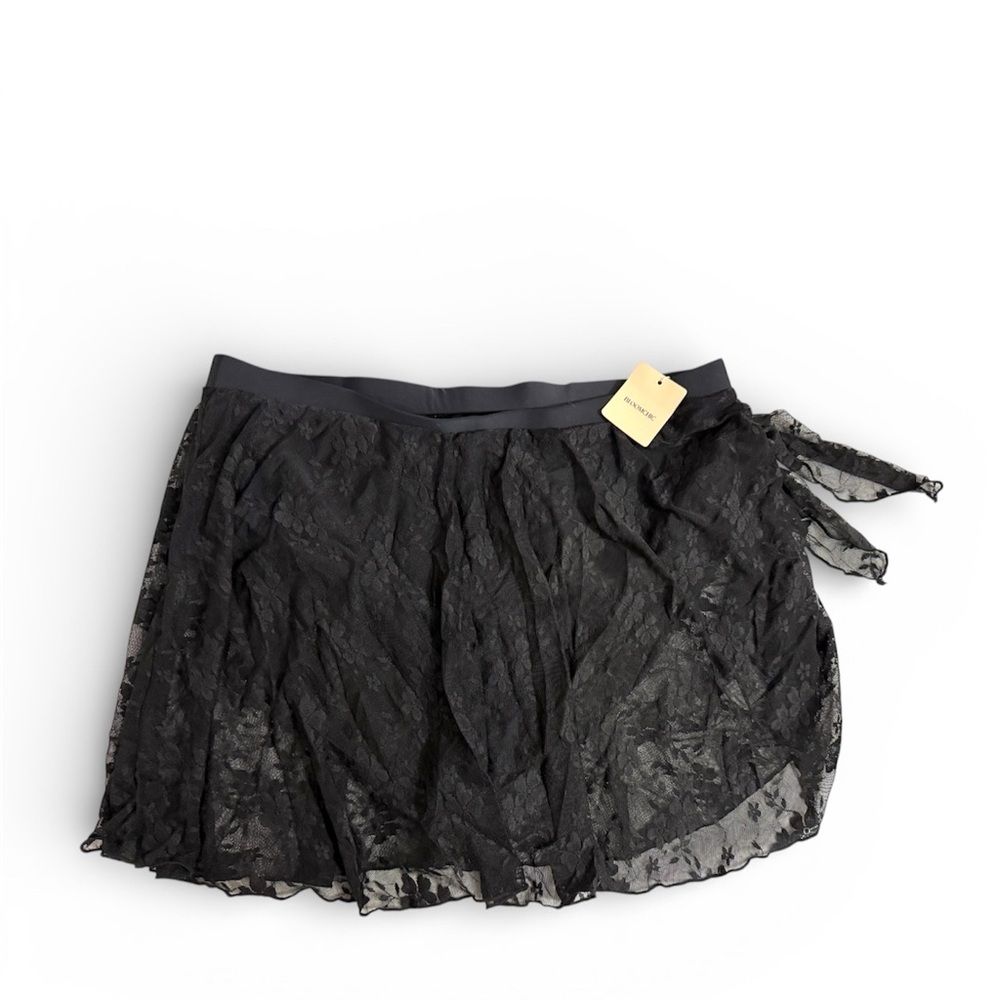 BloomChic Black Lace Swim Skirt with Sheer Overlay & Side tie. Size 26